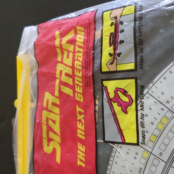 Star Trek - Picture 2 of 7